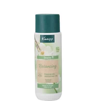 Kneipp Douchegel - Balancing Patchouli Cannabis Sative Seed Oil 200 ml. - 4008233174709